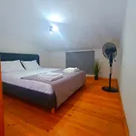 Apartment Votsalo *
