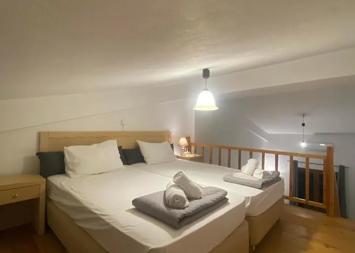 Votsalo * Σκιάθος Πόλη